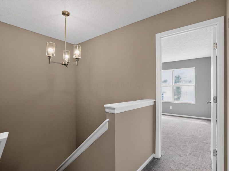 2724 Raphael Drive , Columbus, OH 43232 Photo 16