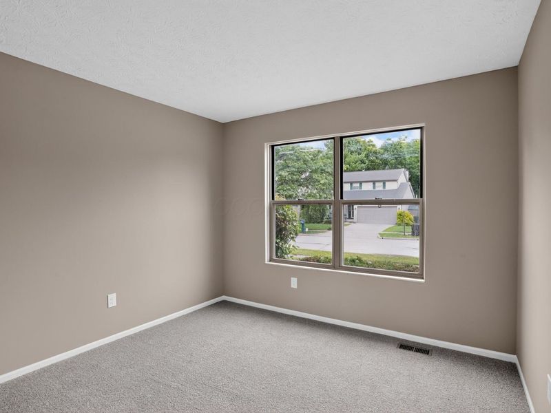 2893 Barrows Road, Columbus, OH 43232 Photo 13
