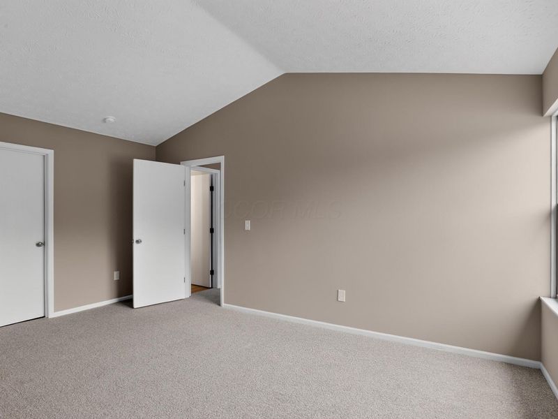 2893 Barrows Road, Columbus, OH 43232 Photo 16