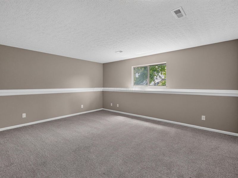 2836 Beal Drive, Columbus, OH 43232 Photo 29