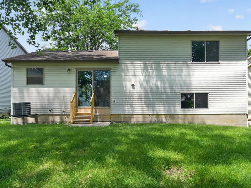 2836 Beal Drive, Columbus, OH 43232 Photo 3