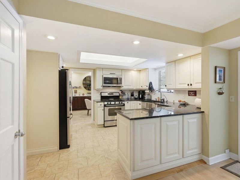 5493 Glasgow Place, Columbus, OH 43235 Photo 17