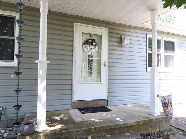 145 Danbury Road , West Jefferson, OH 43162