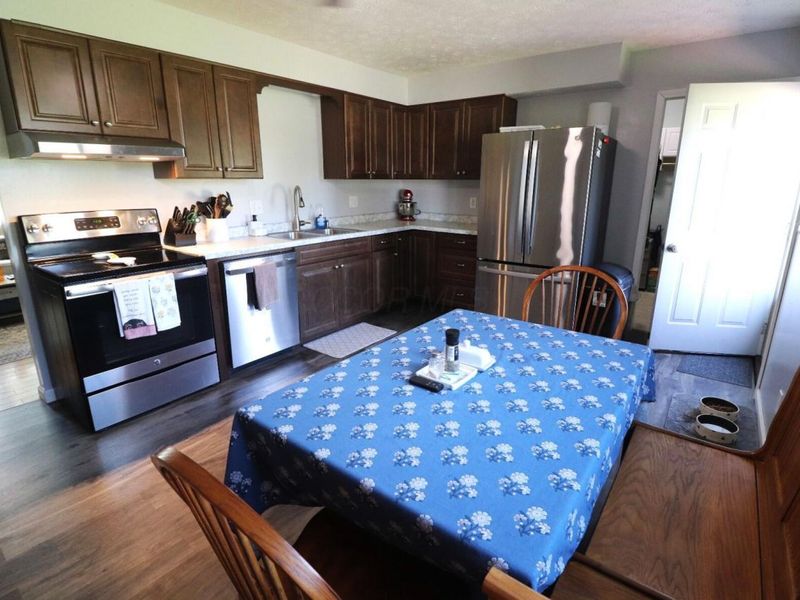 145 Danbury Road, West Jefferson, OH 43162 Photo 14