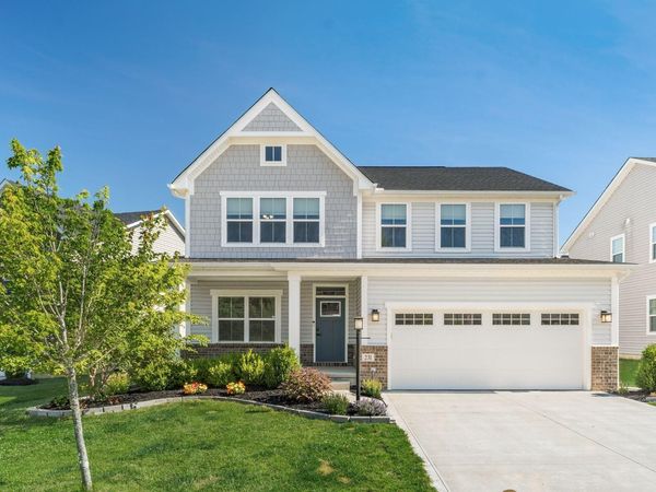 231 Arlington Drive , Pickerington, OH 43147