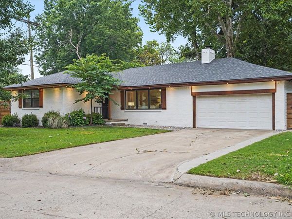 5610 S Columbia Avenue , Tulsa, OK 74105