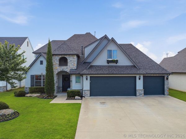 12444 S 66th East Avenue , Bixby, OK 74008
