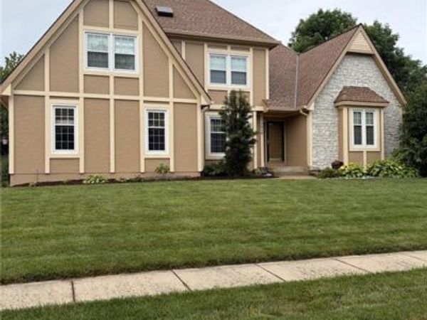 1619 NE 100 Court, Kansas City, MO 64155