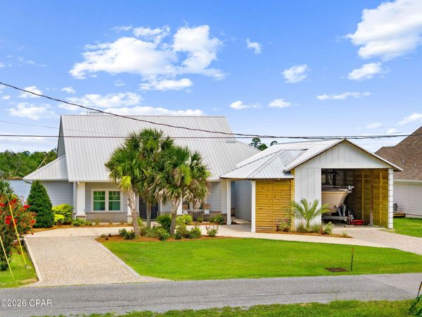 1023 N Bay Drive , Lynn Haven, FL 32444