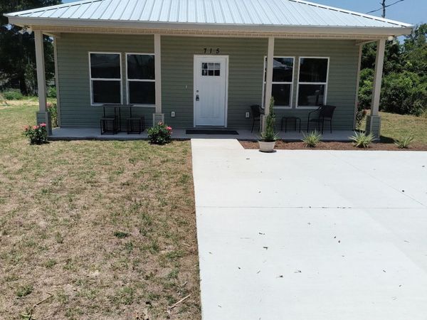 715 Cactus Avenue , Panama City, FL 32401