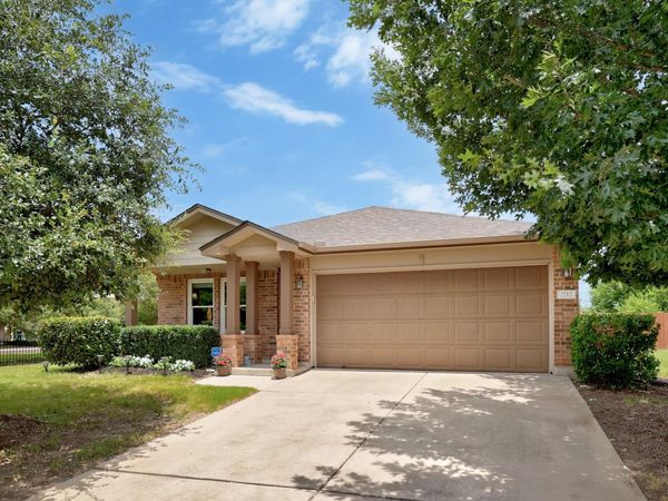 2712 Bluffstone DR, Round Rock, TX 78665