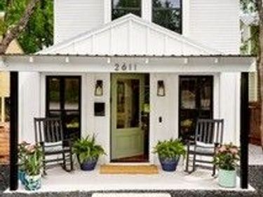 10668 Main St, Clarence, NY 14031