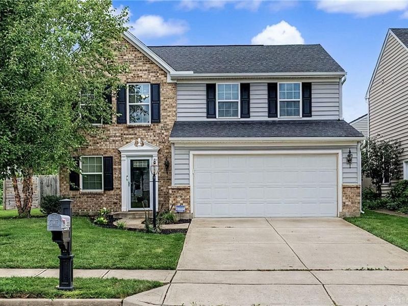 1408 Golden Eagle Drive, Troy, OH 45373 Photo 2
