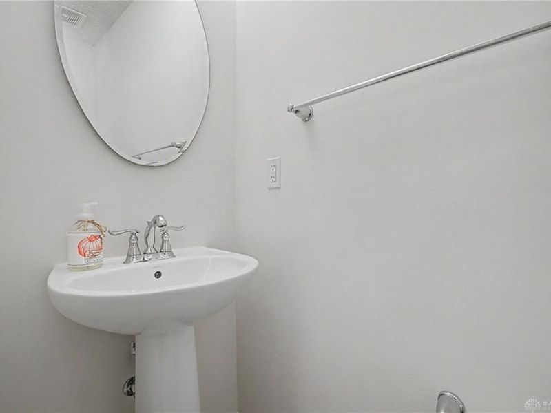 1408 Golden Eagle Drive, Troy, OH 45373 Photo 23