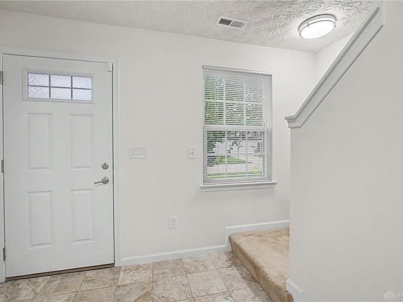 1408 Golden Eagle Drive, Troy, OH 45373 Photo 6