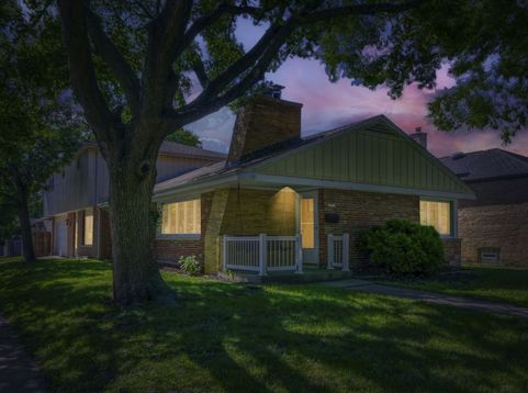 Main Photo