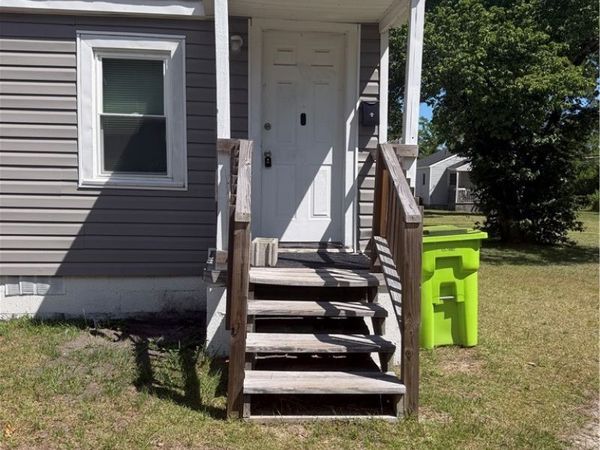 603 Pate Avenue , Spring Lake, NC 28390