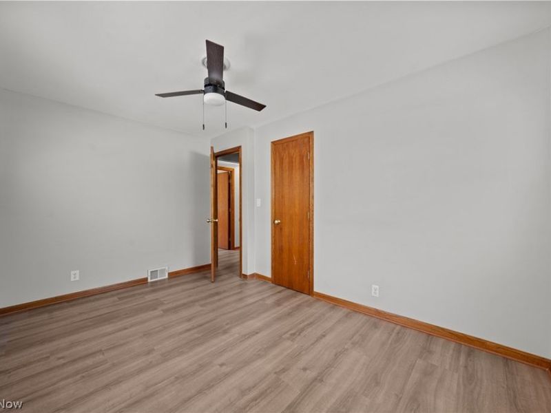 4690 W 11th Street, Cleveland, OH 44109 Photo 26