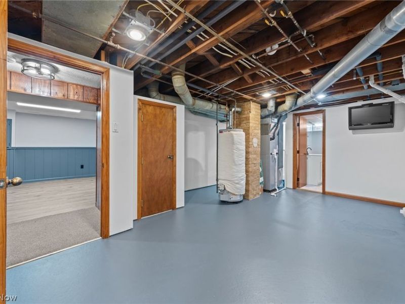 4690 W 11th Street, Cleveland, OH 44109 Photo 31