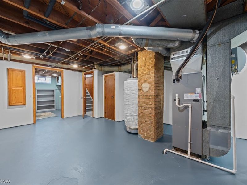 4690 W 11th Street, Cleveland, OH 44109 Photo 33