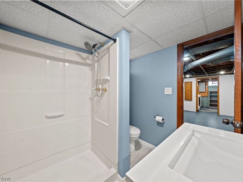 4690 W 11th Street, Cleveland, OH 44109 Photo 37