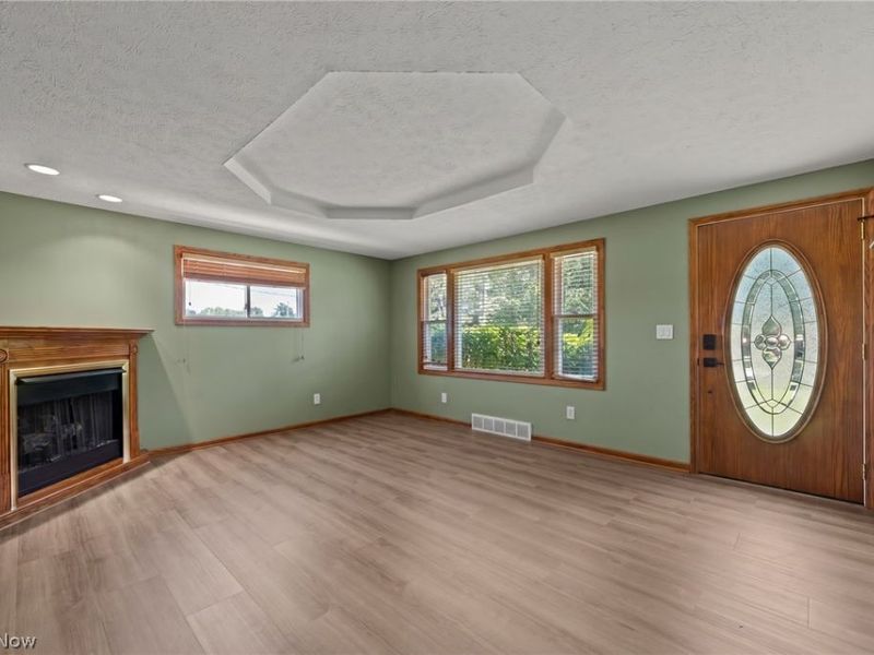 4690 W 11th Street, Cleveland, OH 44109 Photo 4