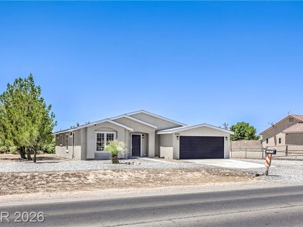 2730 S Dandelion Street , Pahrump, NV 89048