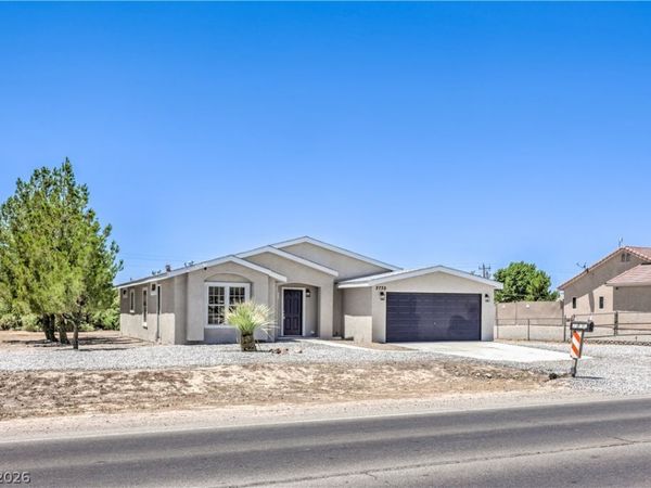 2730 S Dandelion Street , Pahrump, NV 89048