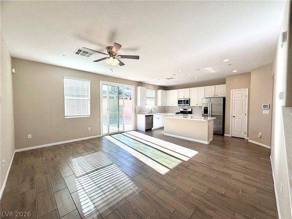 5039 Tranquil View Street , Las Vegas, NV 89130