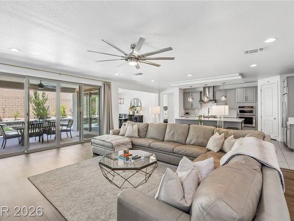 8269 Skye Gorge Street, Las Vegas, NV 89166