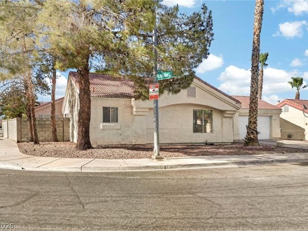 6724 Silver Spoon Drive , Las Vegas, NV 89108