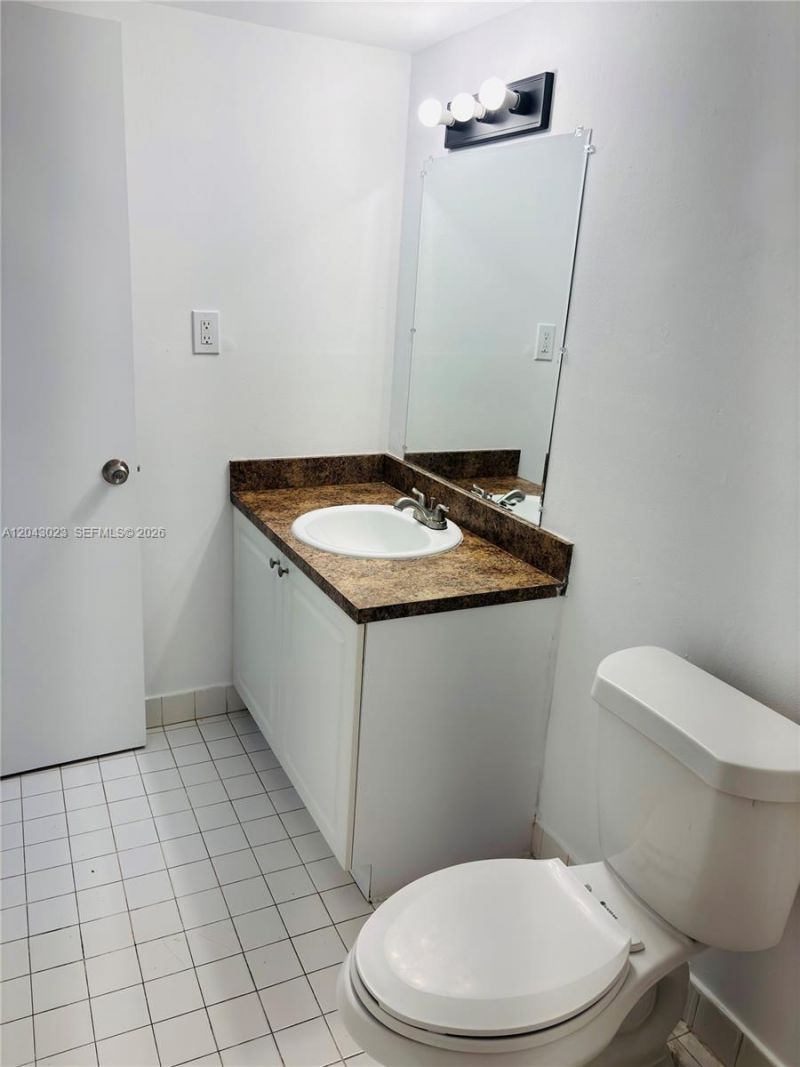 13710 SW 90th Ave, Unit 4, Miami, FL 33176 Photo