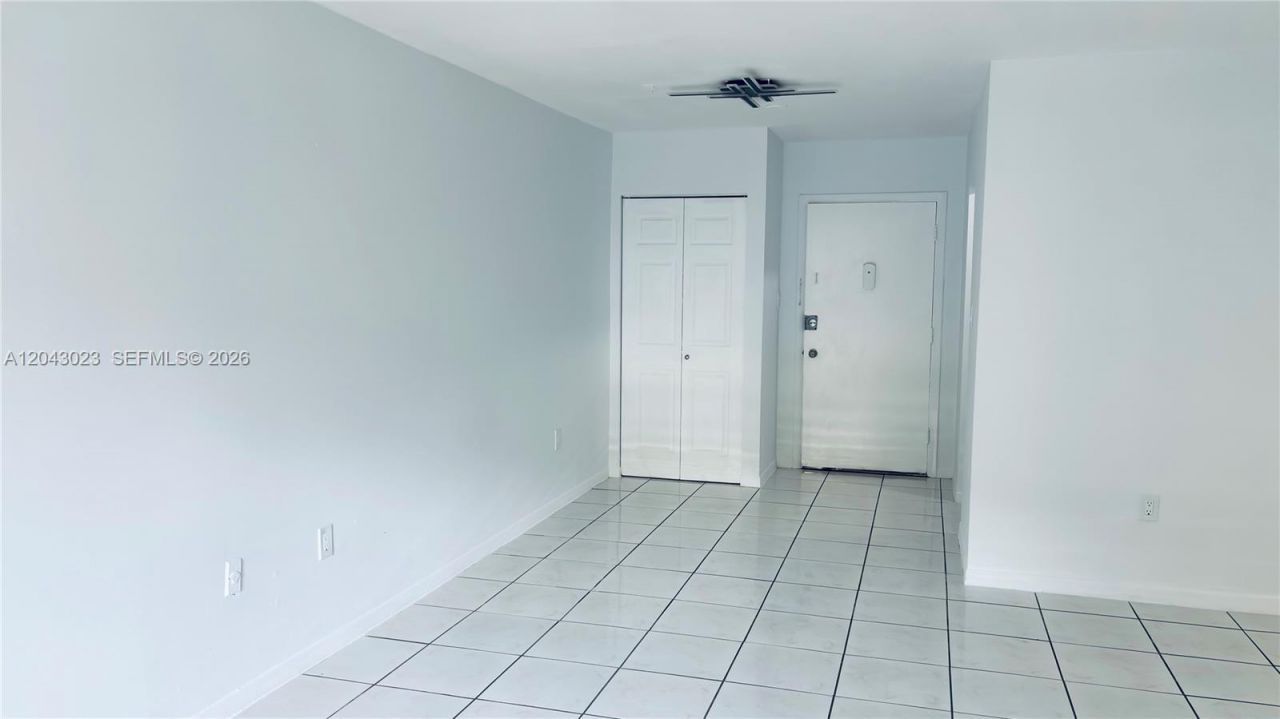 13710 SW 90th Ave, Unit 4, Miami, FL 33176 Photo
