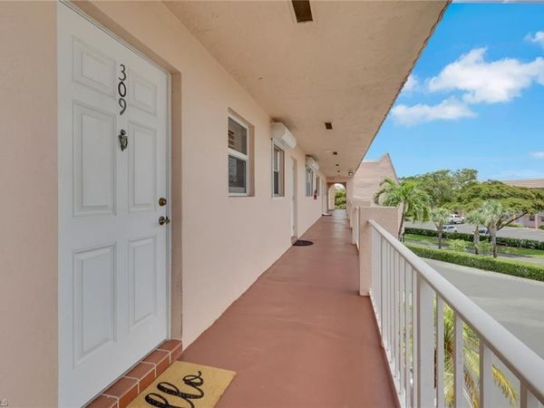 170 Turtle Lake CT , Unit 309, NAPLES, FL 34105