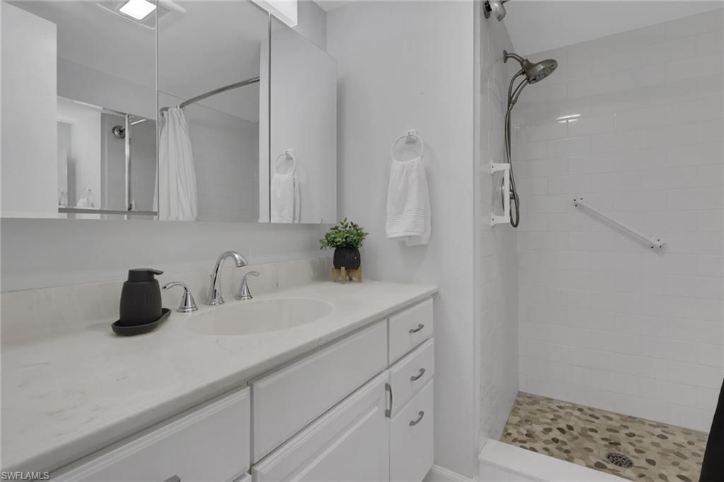 170 Turtle Lake Ct, Unit 309, Naples, FL 34105 Photo