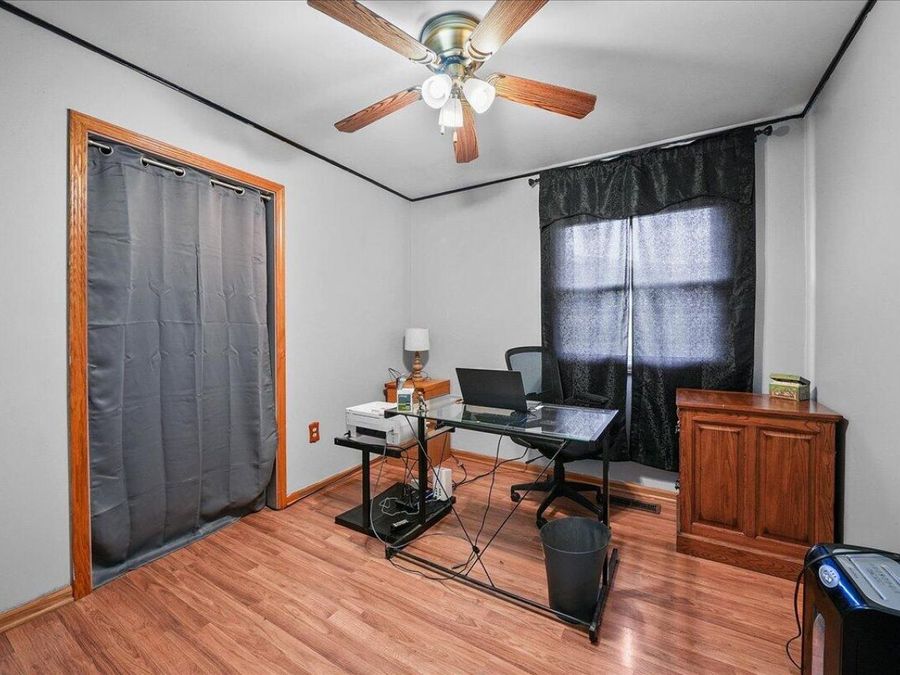 Property Image 12