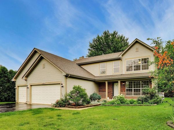 1451 S Bacon Road , Round Lake, IL 60073
