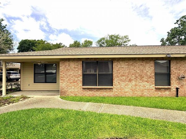5323 Blair Ln, Unit #JJ-2, Baton Rouge, LA 70809