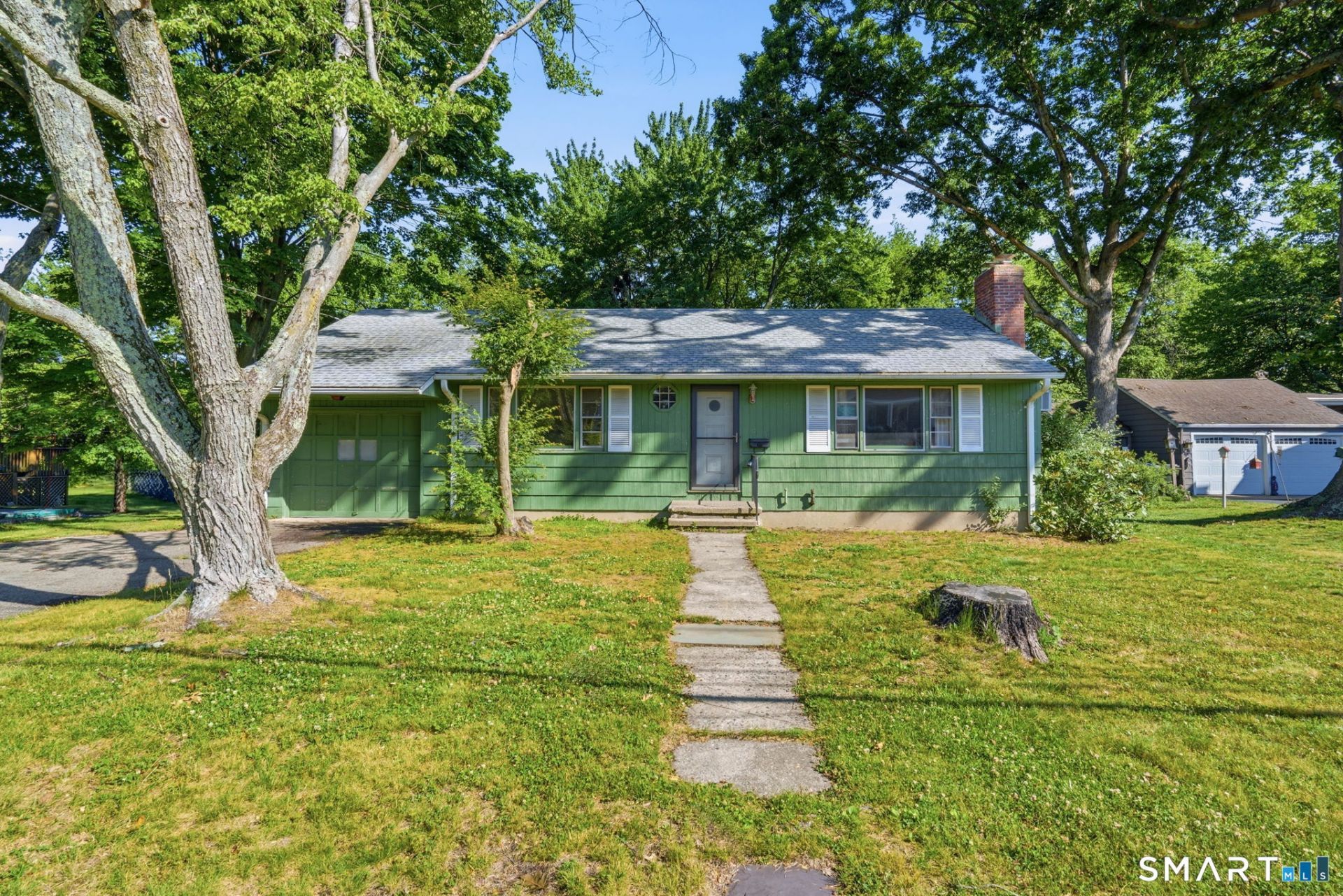 145 Intervale, Trumbull, CT 06611 Main Photo