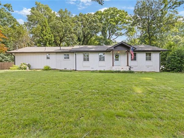 2165 Lower Roswell Road , Marietta, GA 30068