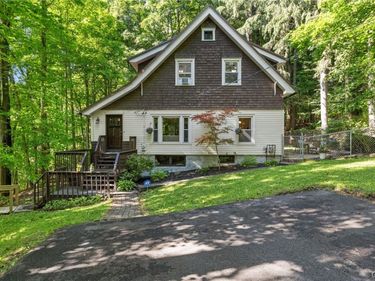 400 Richfield Avenue, Syracuse, NY 13205