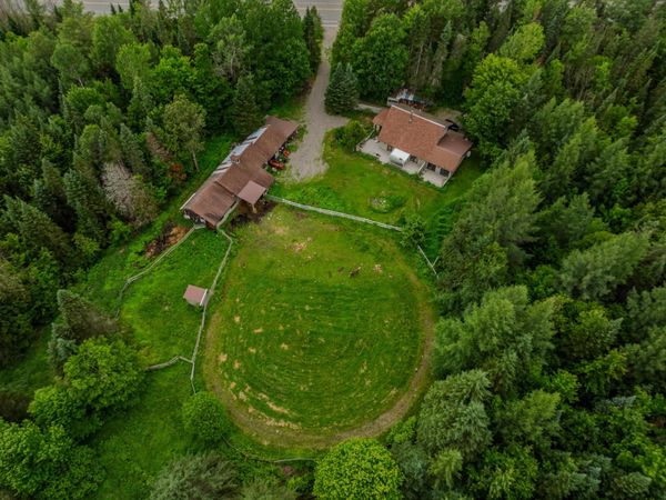 2054 Whitefield Road, Bethlehem, NH 03574