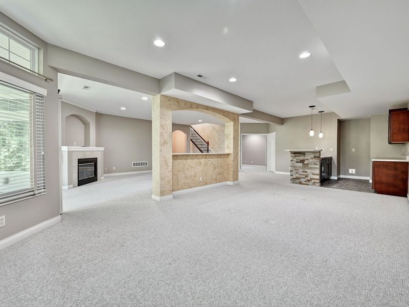 363 Riverbend Drive, Covington, KY 41016 Photo 4