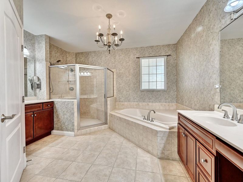 363 Riverbend Drive, Covington, KY 41016 Photo 5