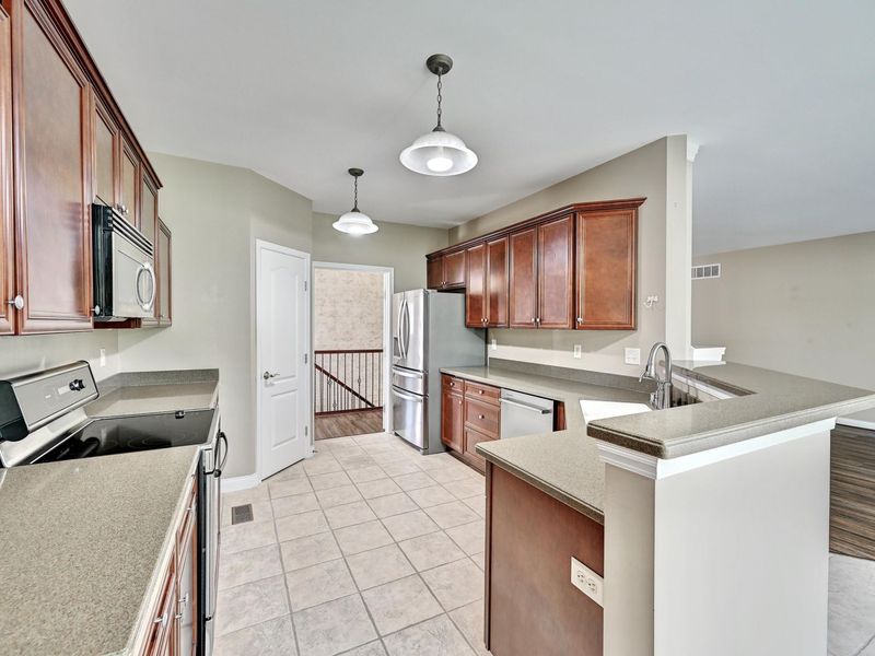 363 Riverbend Drive, Covington, KY 41016 Photo 9