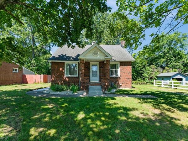 33 Parkway Boulevard , Alliance, OH 44601