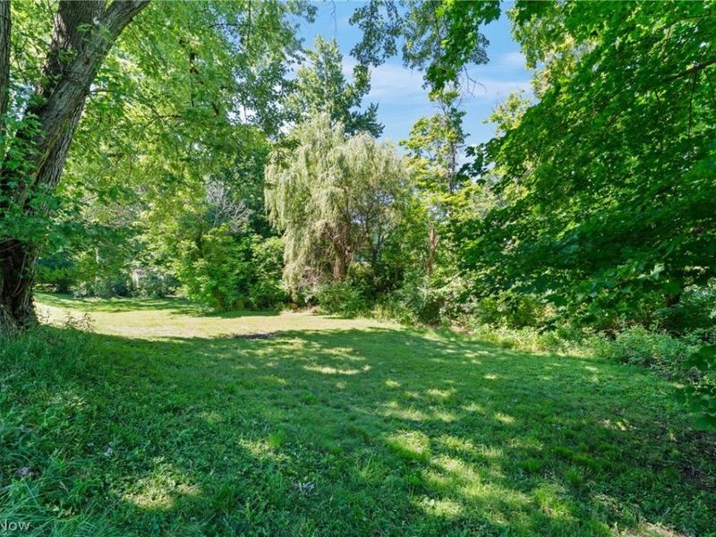 33 Parkway Boulevard, Alliance, OH 44601 Photo 5