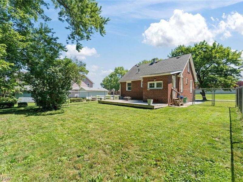 33 Parkway Boulevard, Alliance, OH 44601 Photo 9