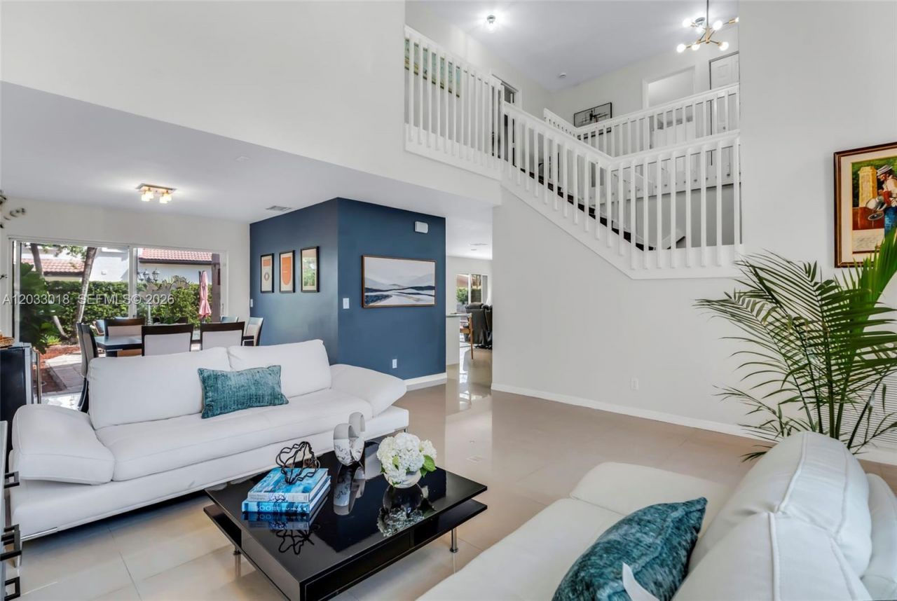 18172 SW 3rd St, Pembroke Pines, FL 33029 Photo