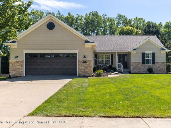 3120 Belgian Drive, Lansing, MI 48906